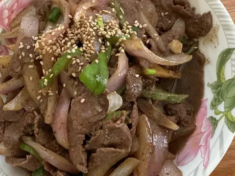 洋葱黑椒爆吊龙