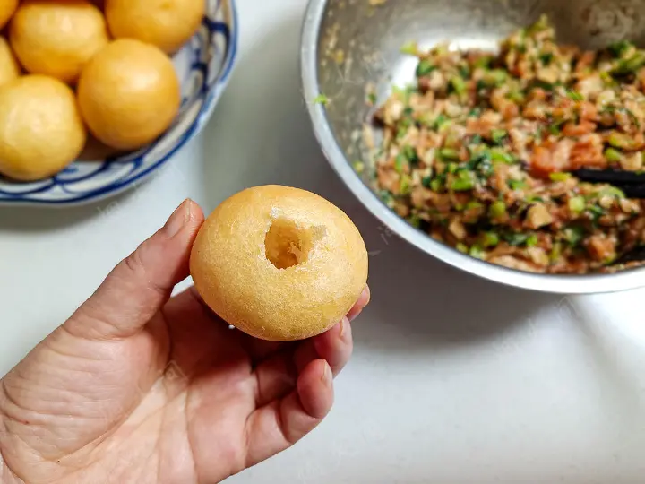 油面筋塞肉粉丝煲 第 7 步