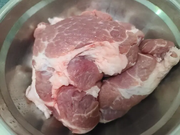 盐水梅花肉 第 3 步