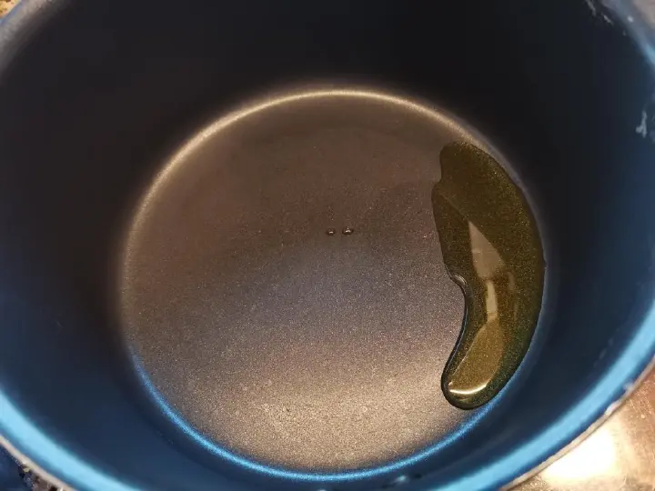 培根炒莴笋茭白 第 6 步