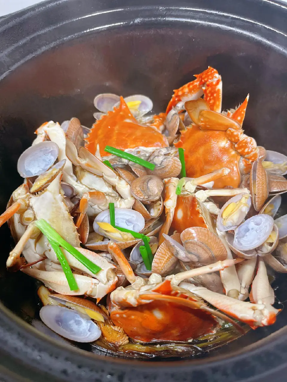 葱香海鲜锅成品图