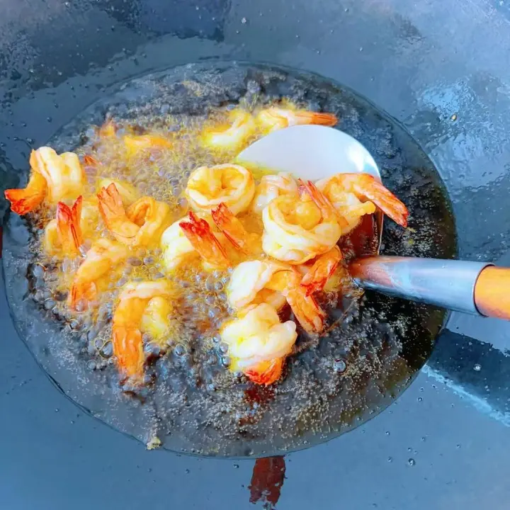 荔枝虾球 第 7 步