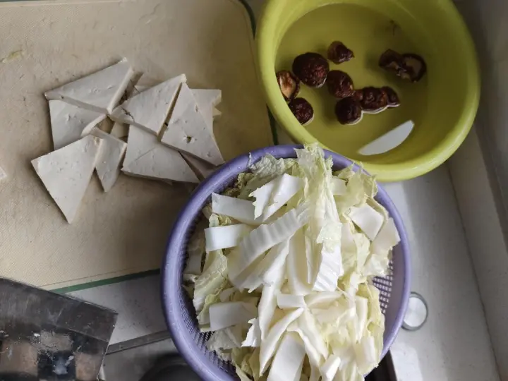 家常白菜豆腐 第 1 步