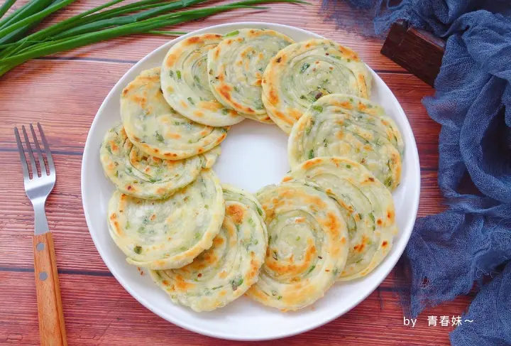 饺子皮葱油饼 第 15 步