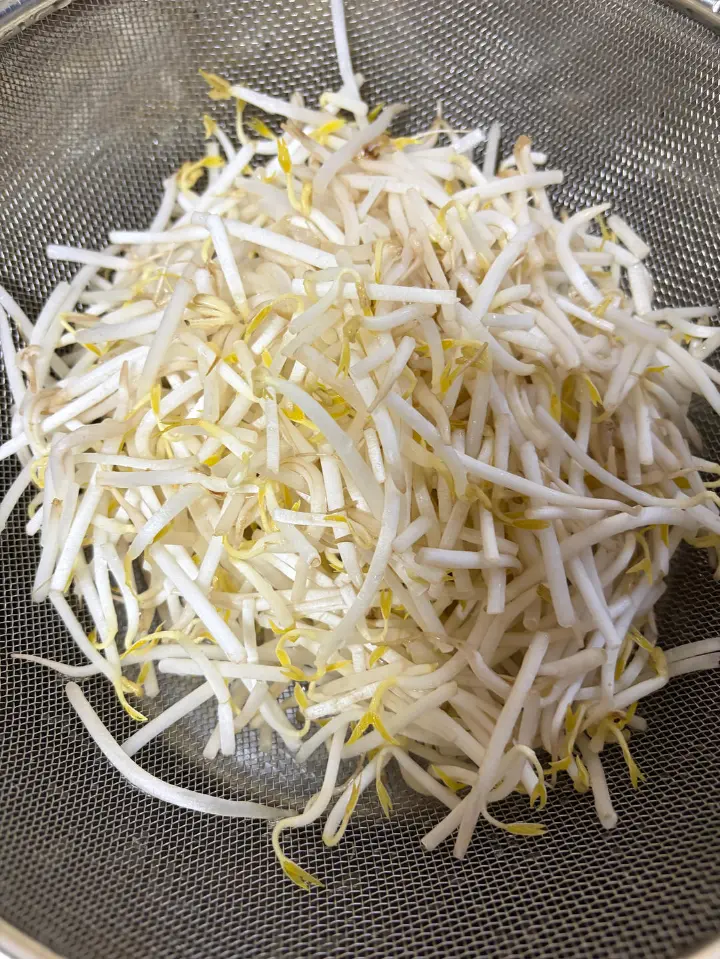 绿豆芽粉条炒鸡蛋 第 2 步