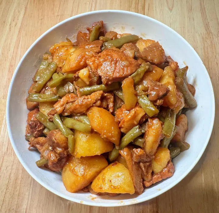 土豆豆角红烧肉 第 10 步