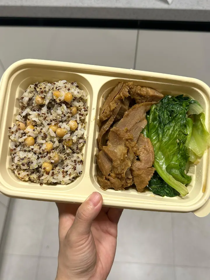 鹰嘴豆藜麦饭 第 1 步