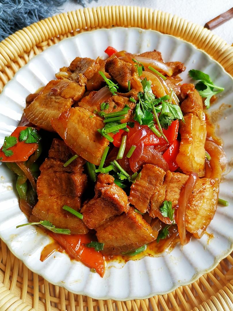 家常回锅肉成品图