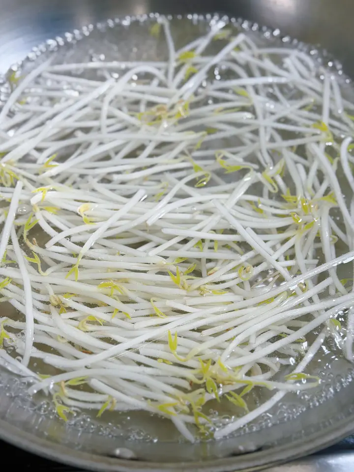 炝鱼片配皮蛋 第 3 步