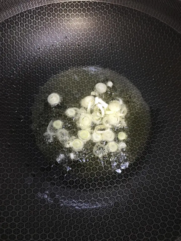 生菜烧蛋饺 第 4 步