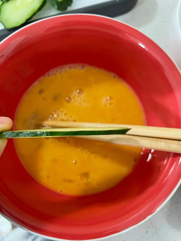 黄瓜炒鸡蛋 第 7 步
