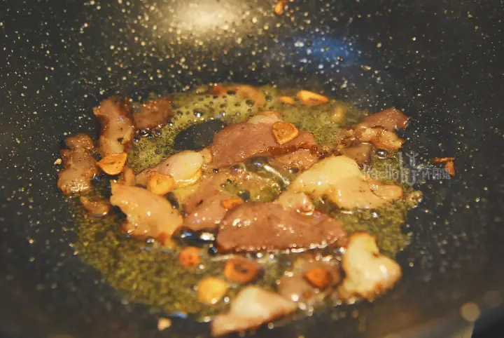 烟笋炒腊肉 第 4 步