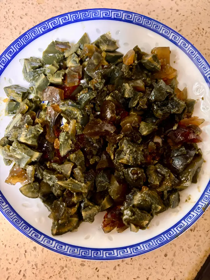 青椒皮蛋 第 1 步