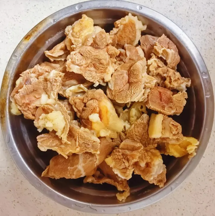 电饭煲西红柿焖牛腩 第 3 步