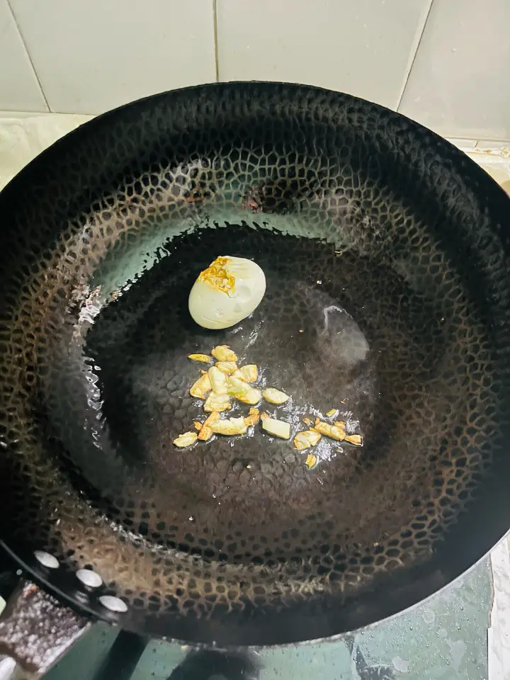 咸鸭蛋芥菜汤 第 3 步