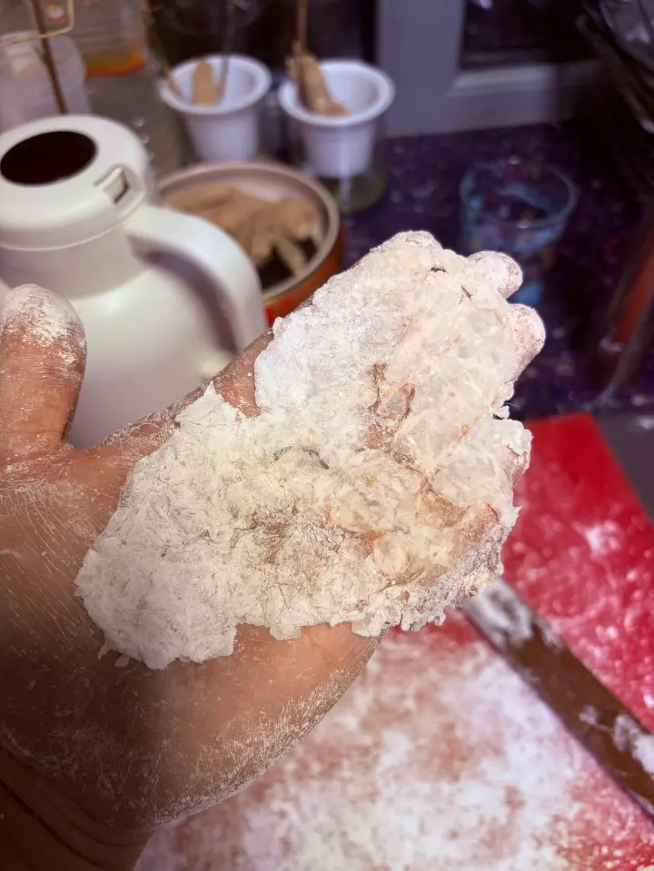 番茄浓汤汆虾片 第 4 步