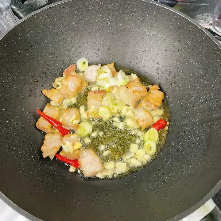 白菜炒香菇 第 13 步