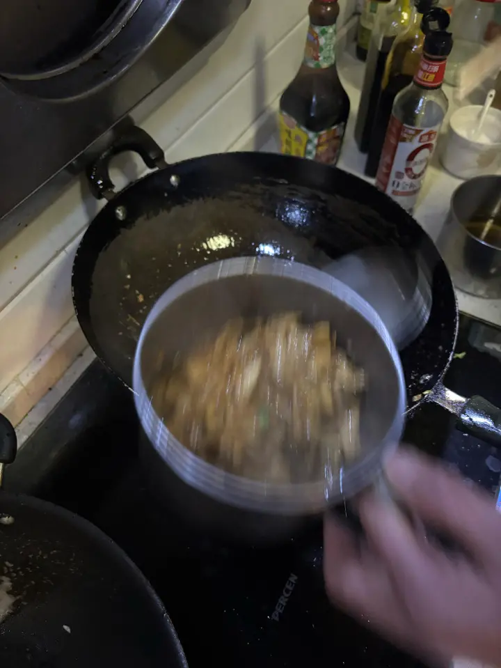 辣椒炒肉 第 6 步