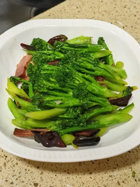 清炒西兰苔
