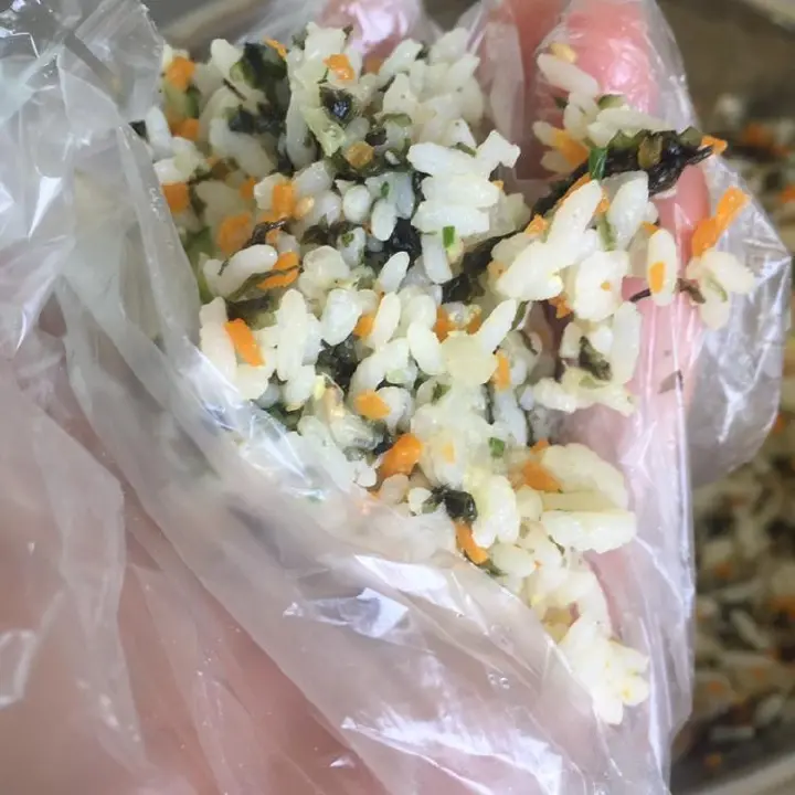 早餐饭团 第 8 步