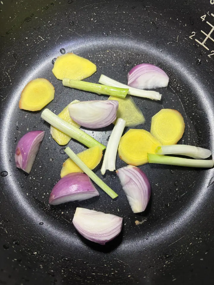 电饭煲酱油鸡翅 第 4 步
