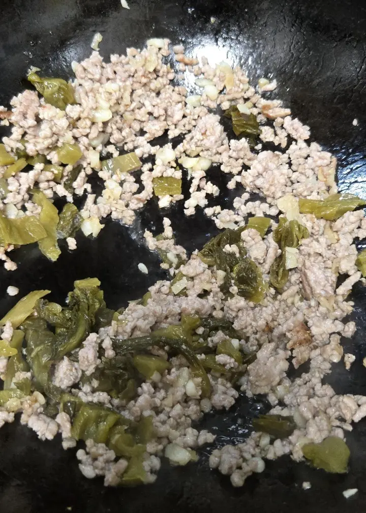 酸汤肉糜米线 第 7 步