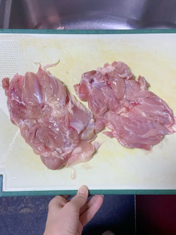 鸡丁炒洋葱 第 2 步