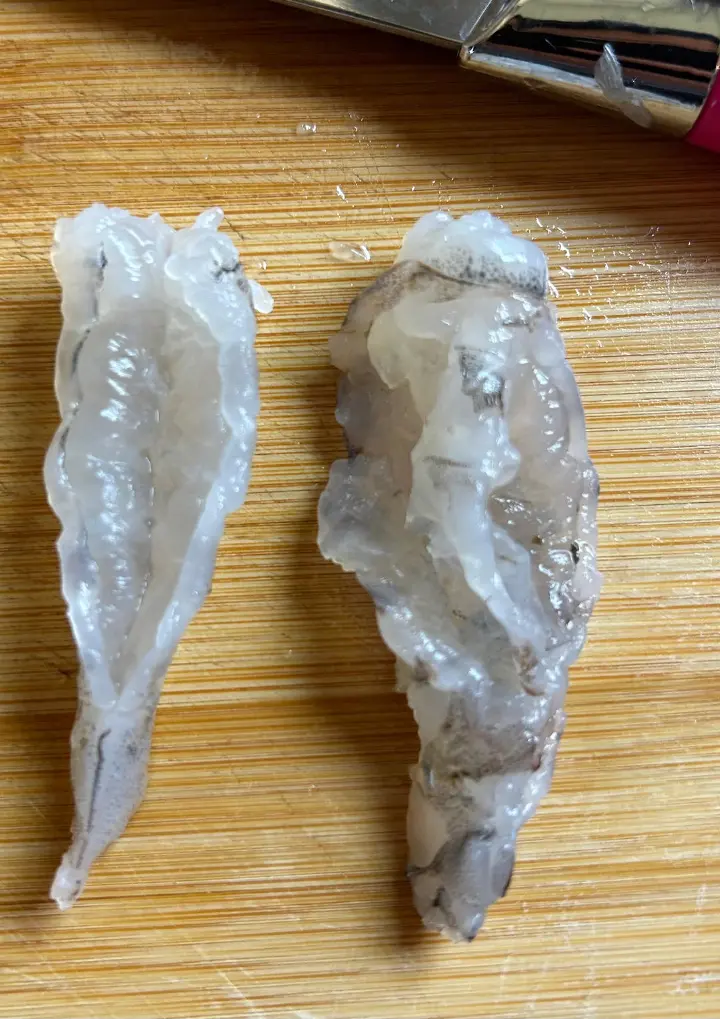 韭黄滑蛋虾仁 第 2 步