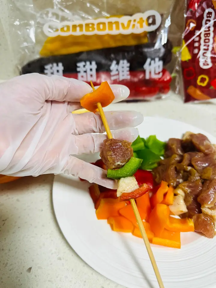 彩椒烤肉串与芝士彩椒船 第 3 步