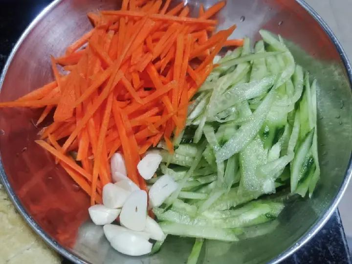 家常炒豆皮 第 2 步