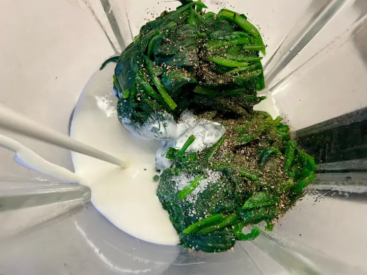 奶油菠菜蘑菇大虾意面 第 6 步