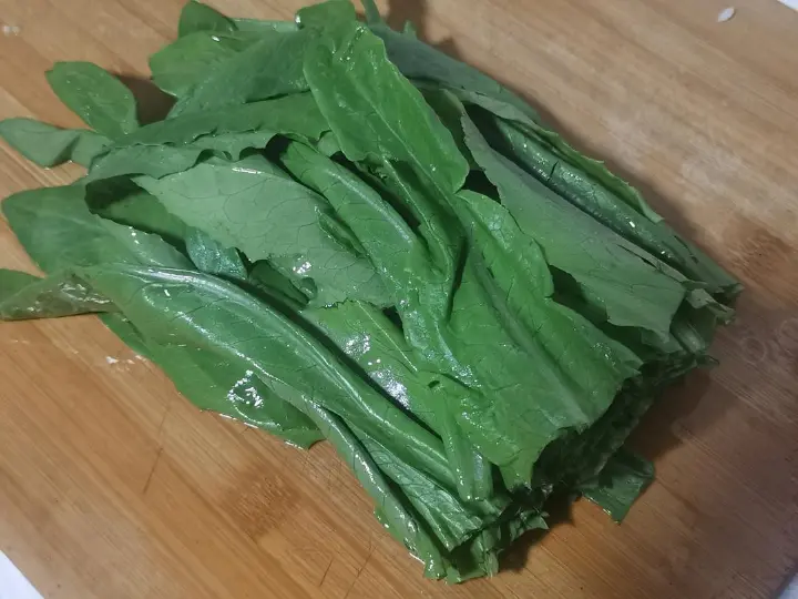 蚝油油麦菜 第 1 步