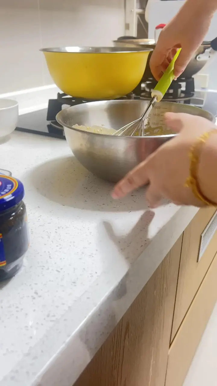 电饭煲蛋糕 第 4 步