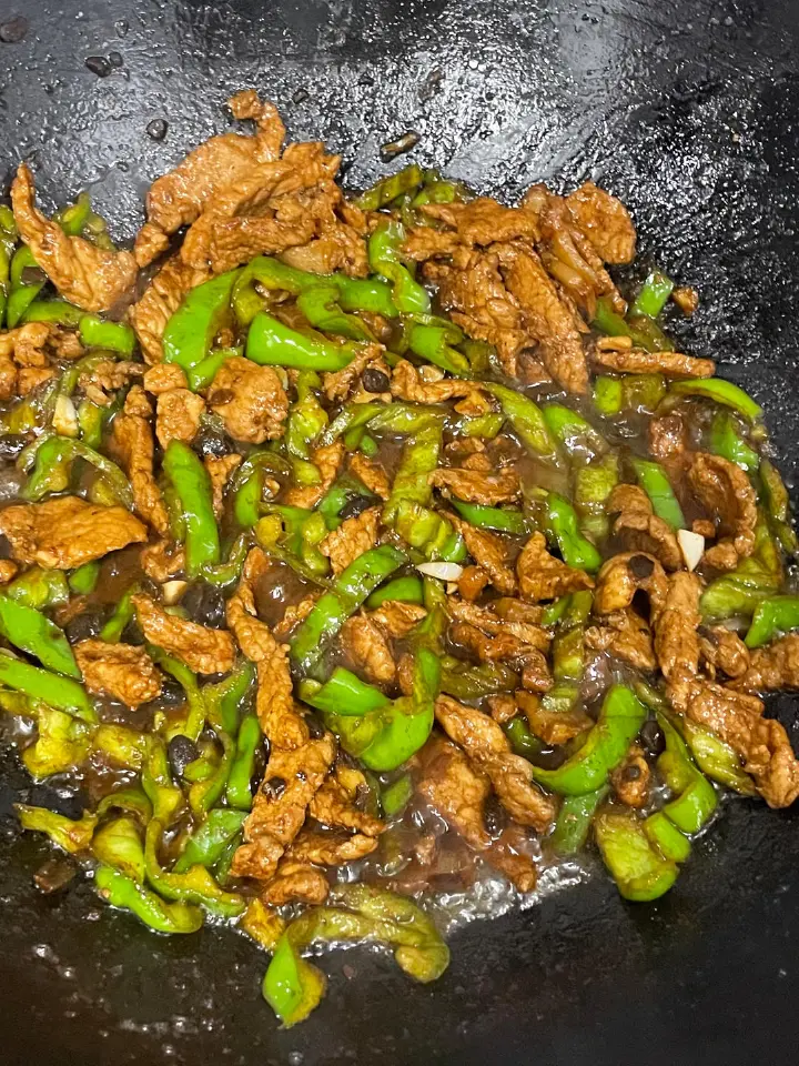 豆豉辣椒炒肉 第 6 步