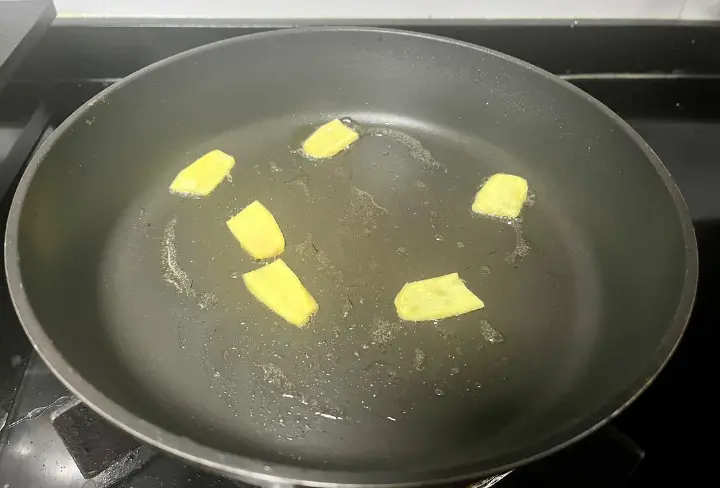 手撕盐焗鸡腿 第 4 步