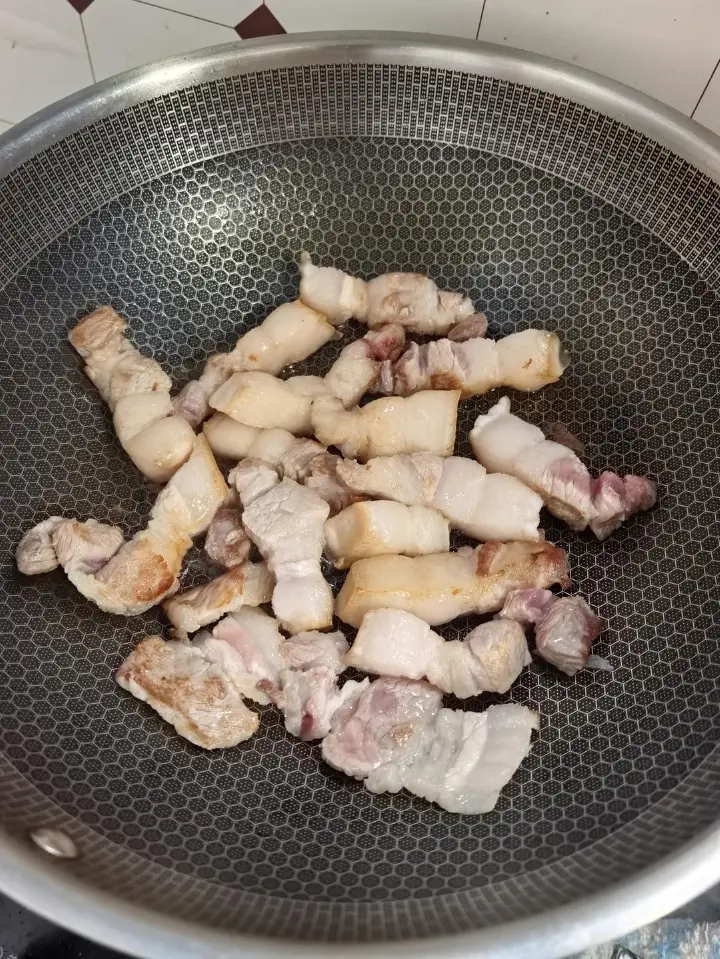 独蒜红烧肉 第 4 步