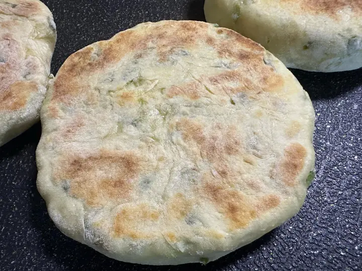 槐花发面软饼 第 10 步