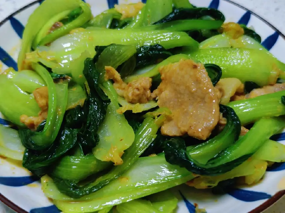 上海青炒肉片成品图