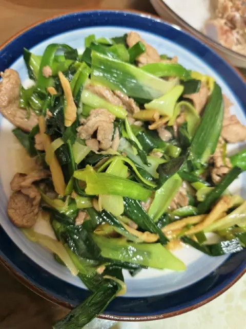青蒜炒肉片