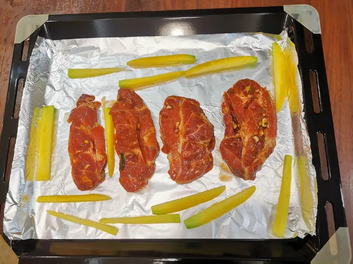 烤箱版叉烧肉套餐 第 4 步