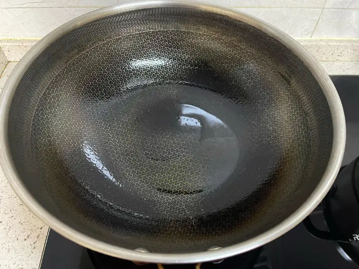 咸肉炖老豆腐 第 2 步