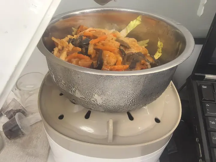 电热饭盒鱼香肉丝盖浇饭 第 12 步