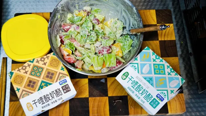 酸奶蔬菜沙拉 第 8 步