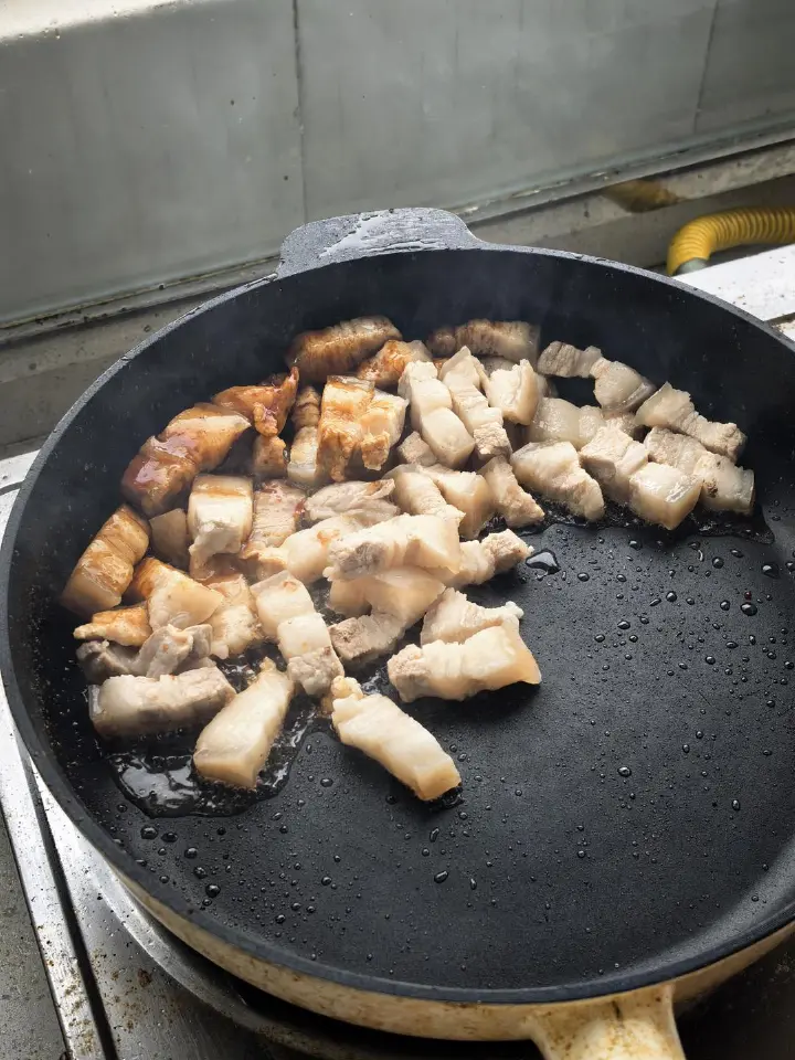 山楂红烧肉 第 2 步