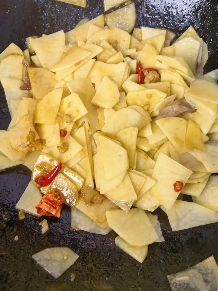榛蘑炒土豆片 第 11 步