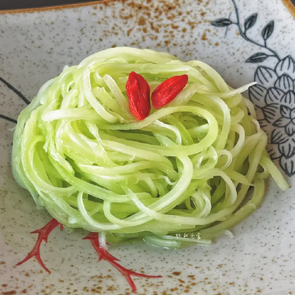 花样青笋成品图