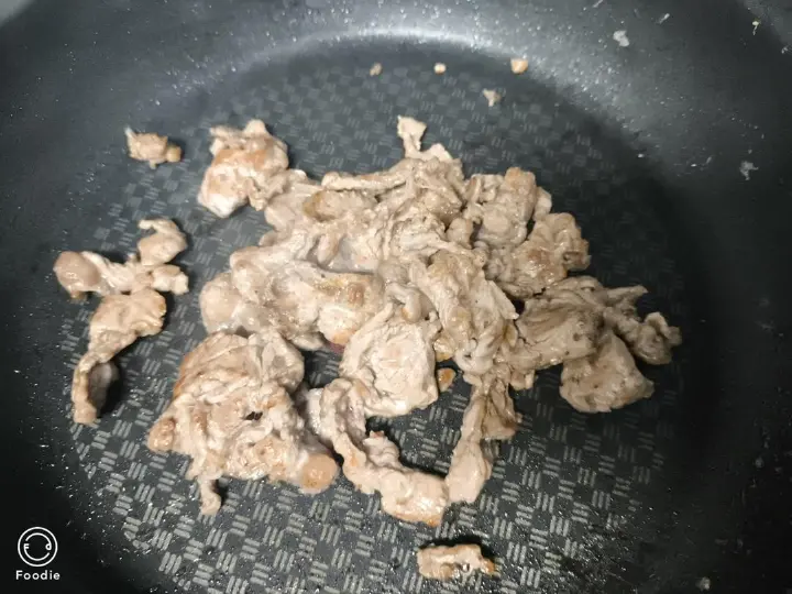 茼蒿牛肉菜饭 第 5 步