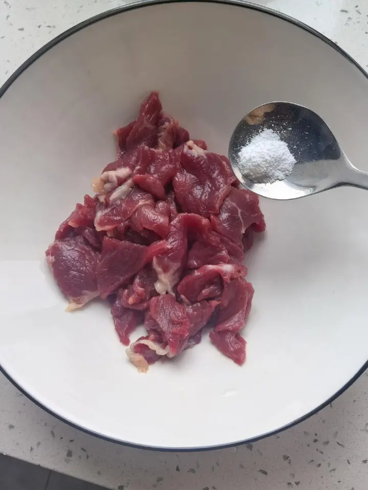 香辣捞汁牛肉片 第 3 步