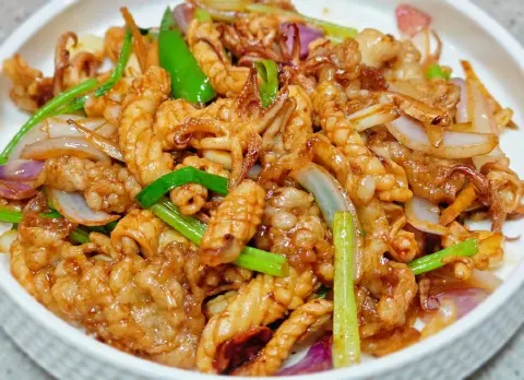 牛胸口油炒鱿鱼