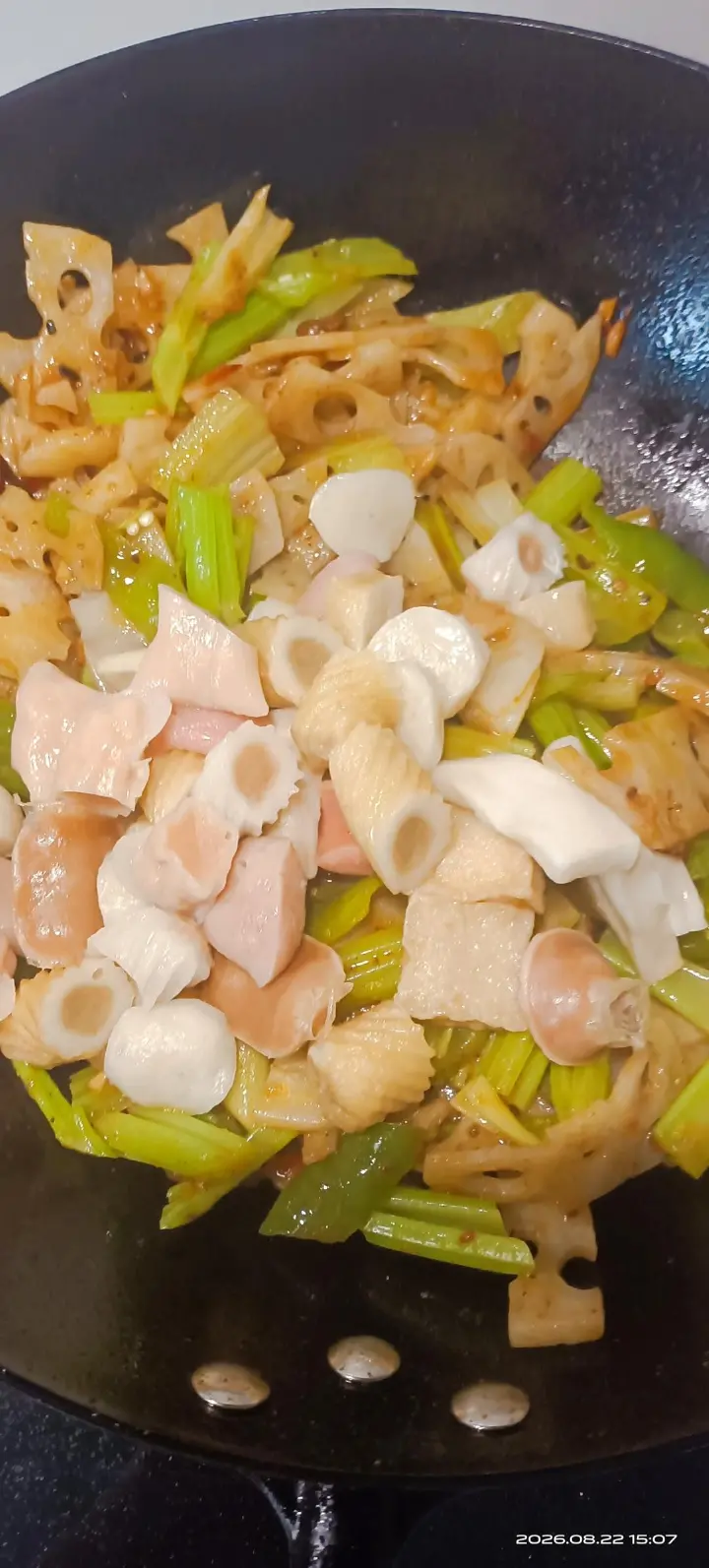 干锅藕片芹菜杂八串 第 12 步